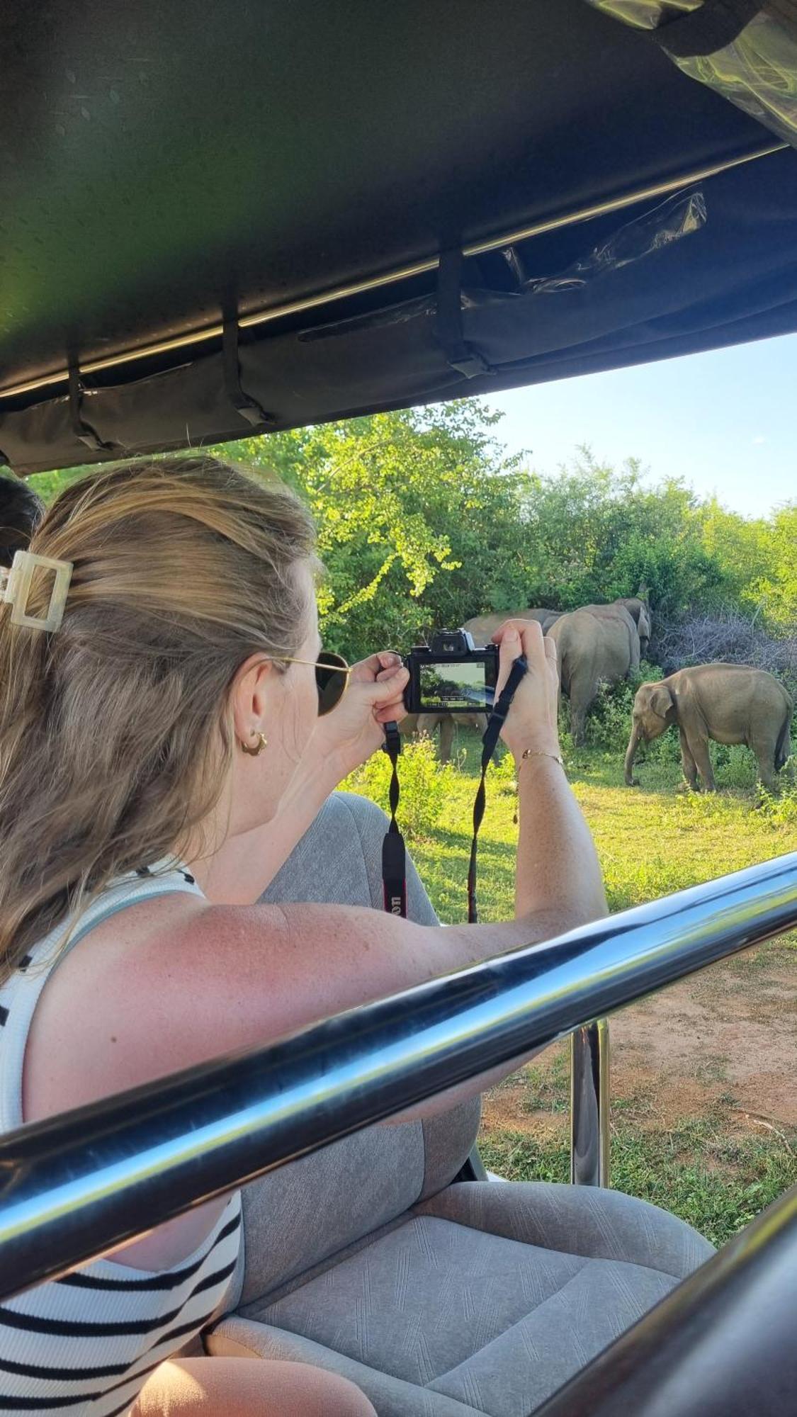 White Rose Safari Home Stay Udawalawe Luaran gambar